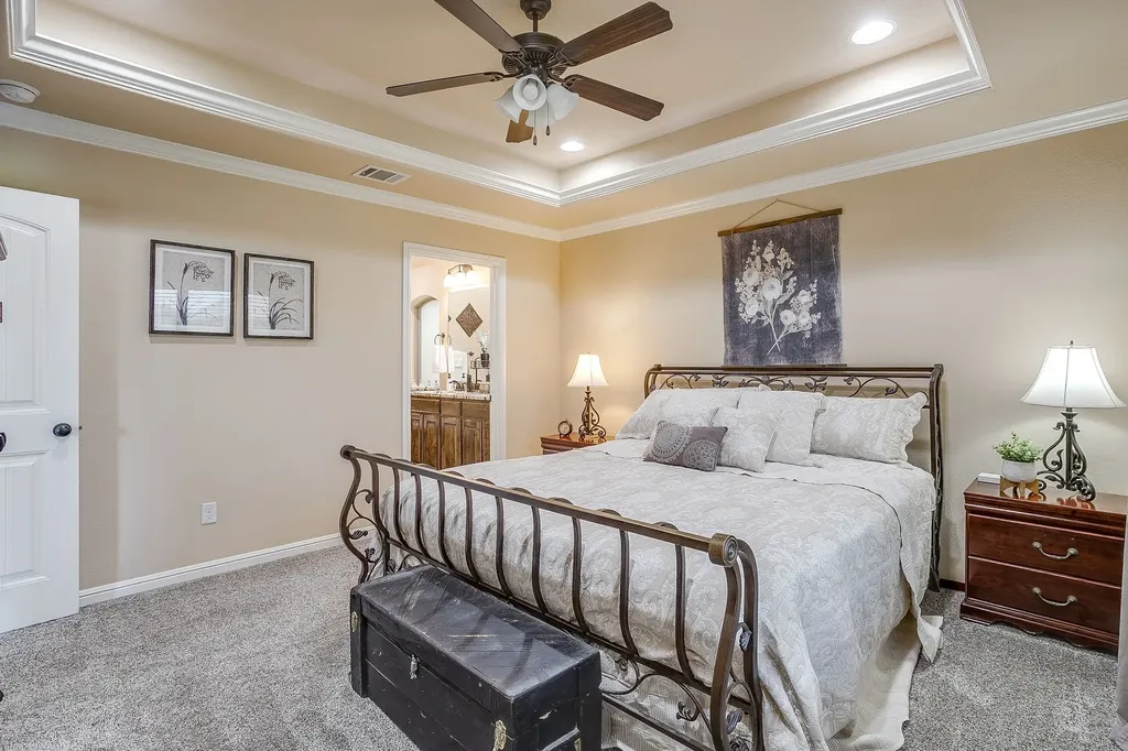 3207 Windcrest Drive Granbury TX 76049