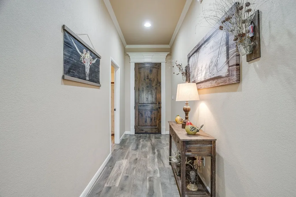3207 Windcrest Drive Granbury TX 76049