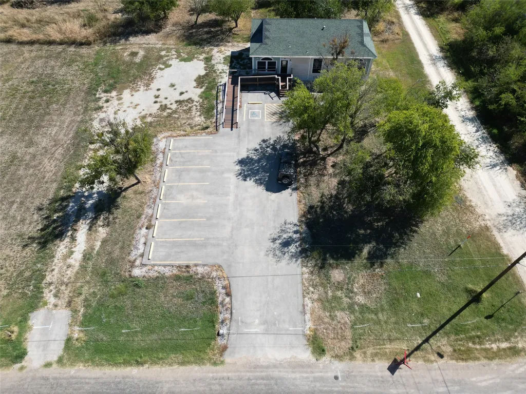 501 Peyton Street Baird TX 79504