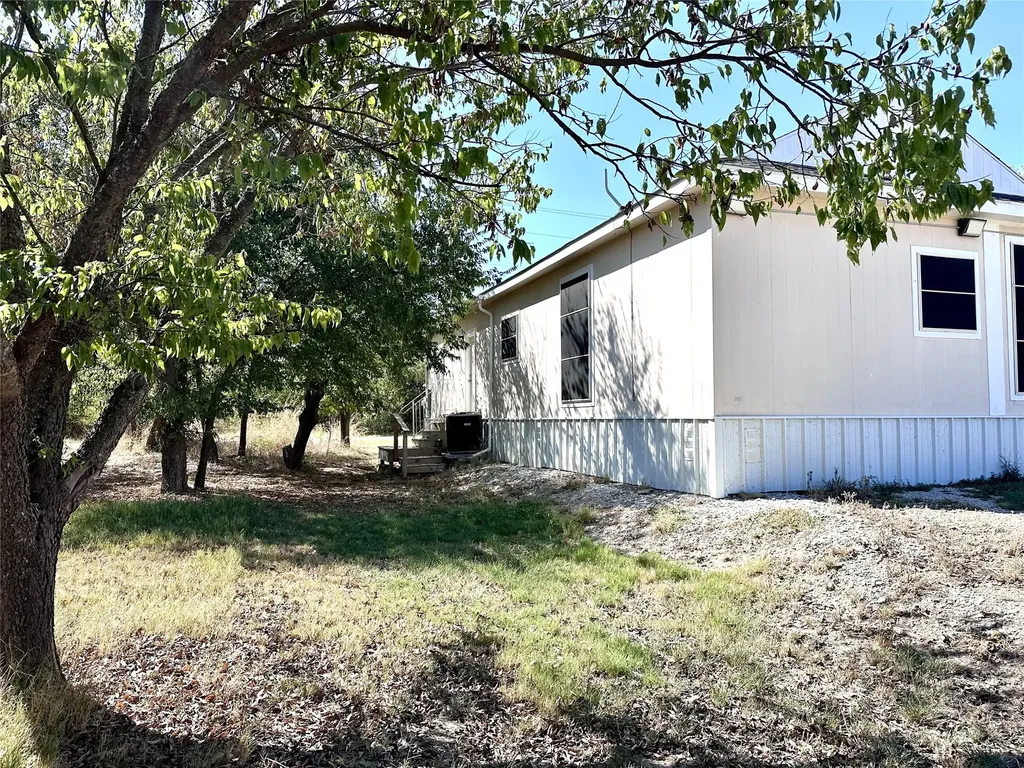 501 Peyton Street Baird TX 79504