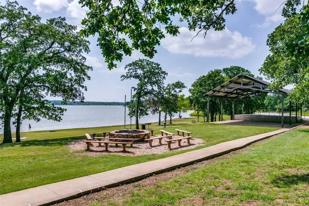 117 Red Bluff Drive Hickory Creek TX 75065