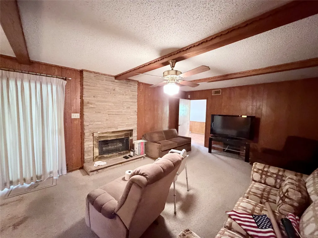 3811 Laurel Canyon Drive Dallas TX 75233