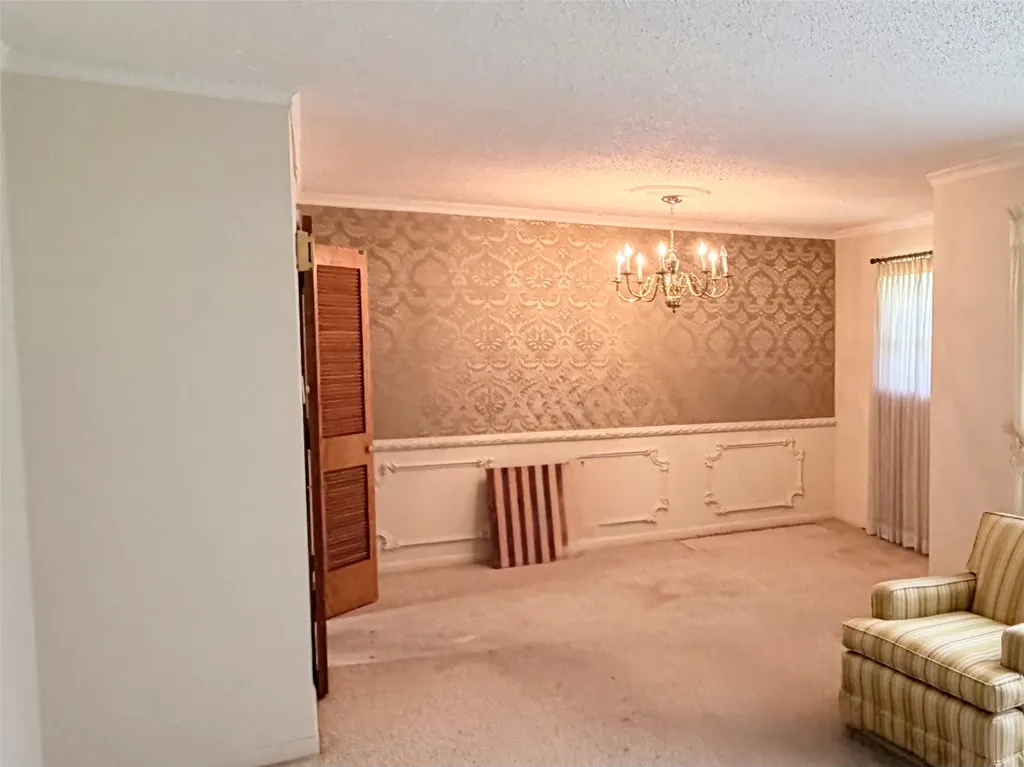 3811 Laurel Canyon Drive Dallas TX 75233