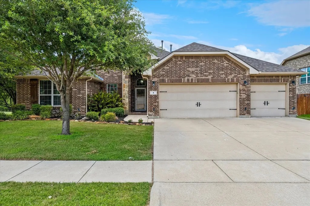 8 Duskview Lane Edgecliff Village TX 76134