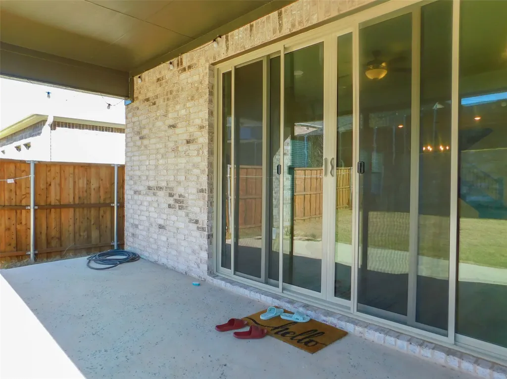 2457 Pinnacle Place Corinth TX 76210