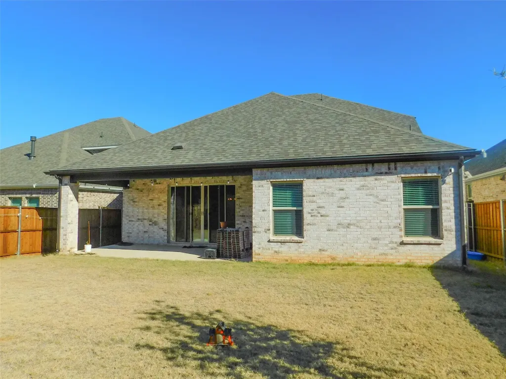 2457 Pinnacle Place Corinth TX 76210