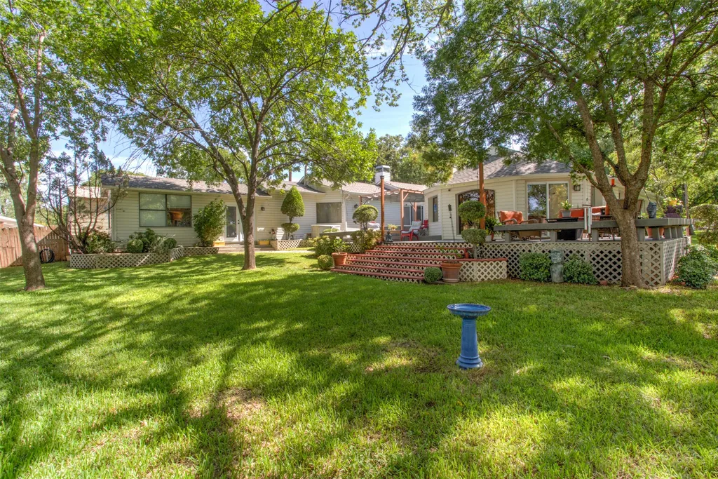 371 County Road 4874 Newark TX 76071
