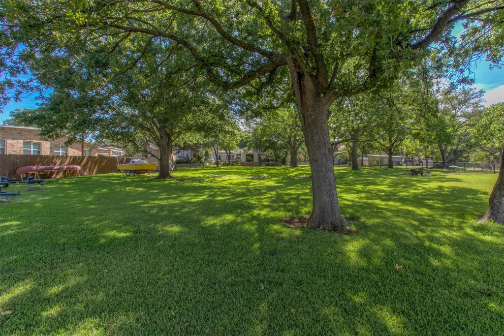 371 County Road 4874 Newark TX 76071