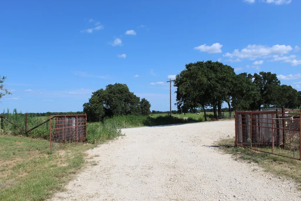 331 County Road 156a De Leon TX 76444