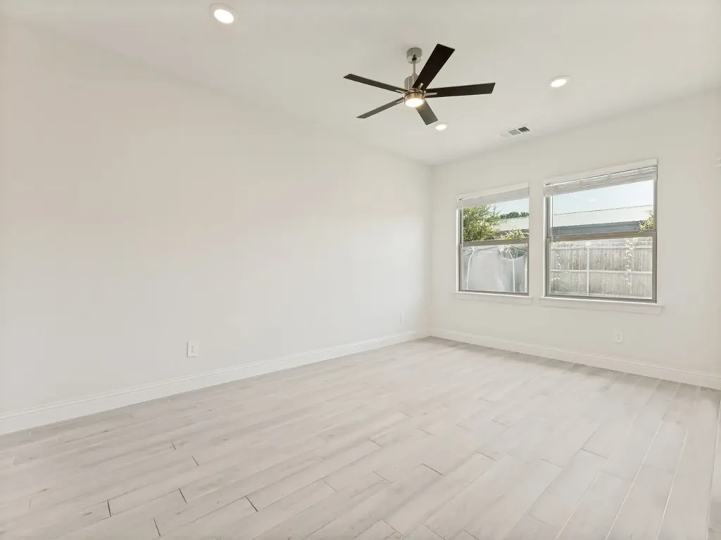 120 Rosemary Drive Azle TX 76020