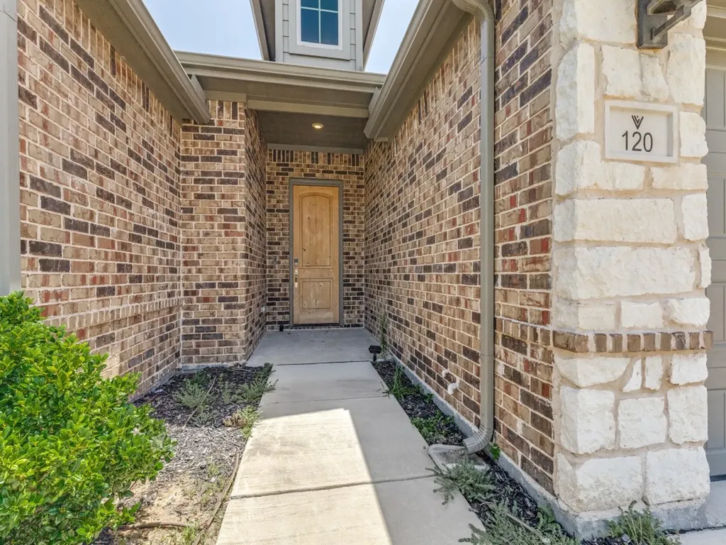 120 Rosemary Drive Azle TX 76020
