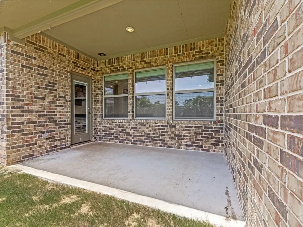 120 Rosemary Drive Azle TX 76020