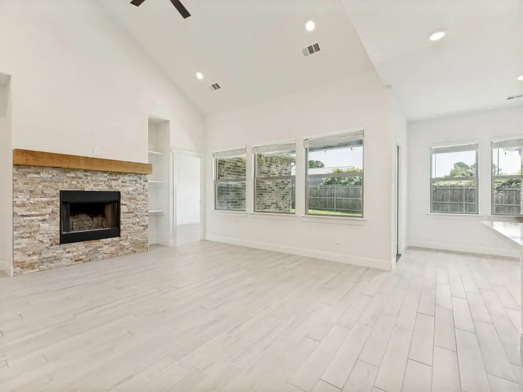 120 Rosemary Drive Azle TX 76020