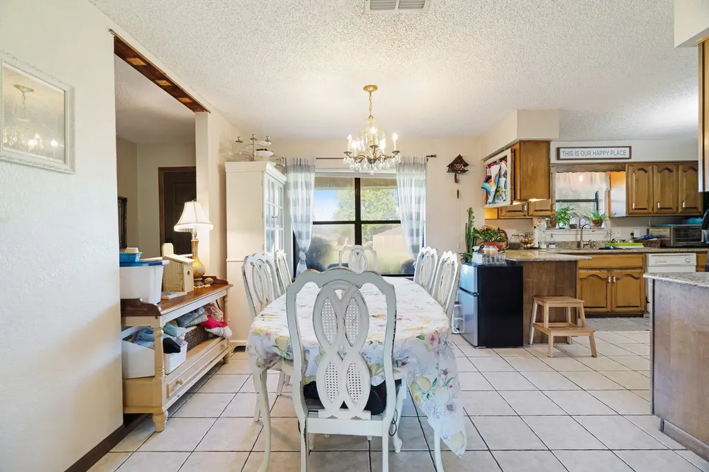 610 46th Street NE Paris TX 75462