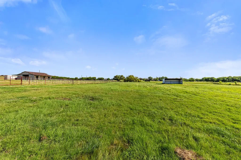 678 Gregory Street Weatherford TX 76087
