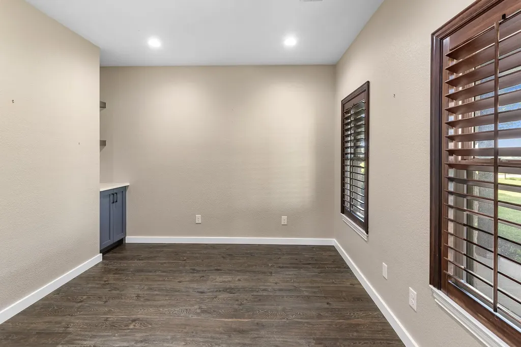 678 Gregory Street Weatherford TX 76087