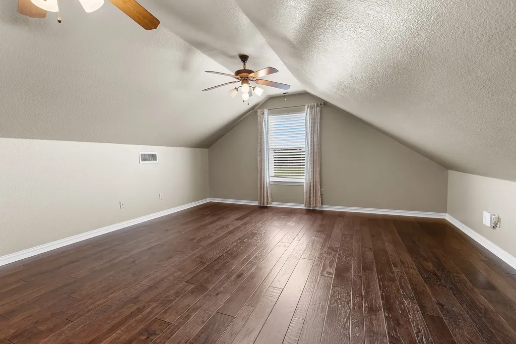 678 Gregory Street Weatherford TX 76087