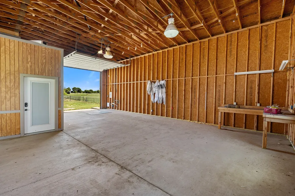 678 Gregory Street Weatherford TX 76087