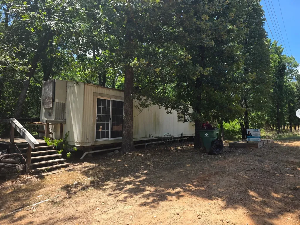 2205 Hickory Street Mabank TX 75156