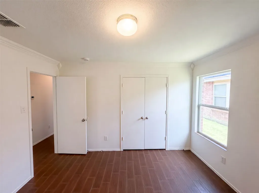 6200 St James Place Denton TX 76210