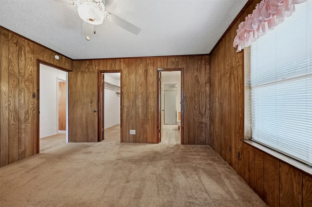 100 Mohican Trail Lake Kiowa TX 76240