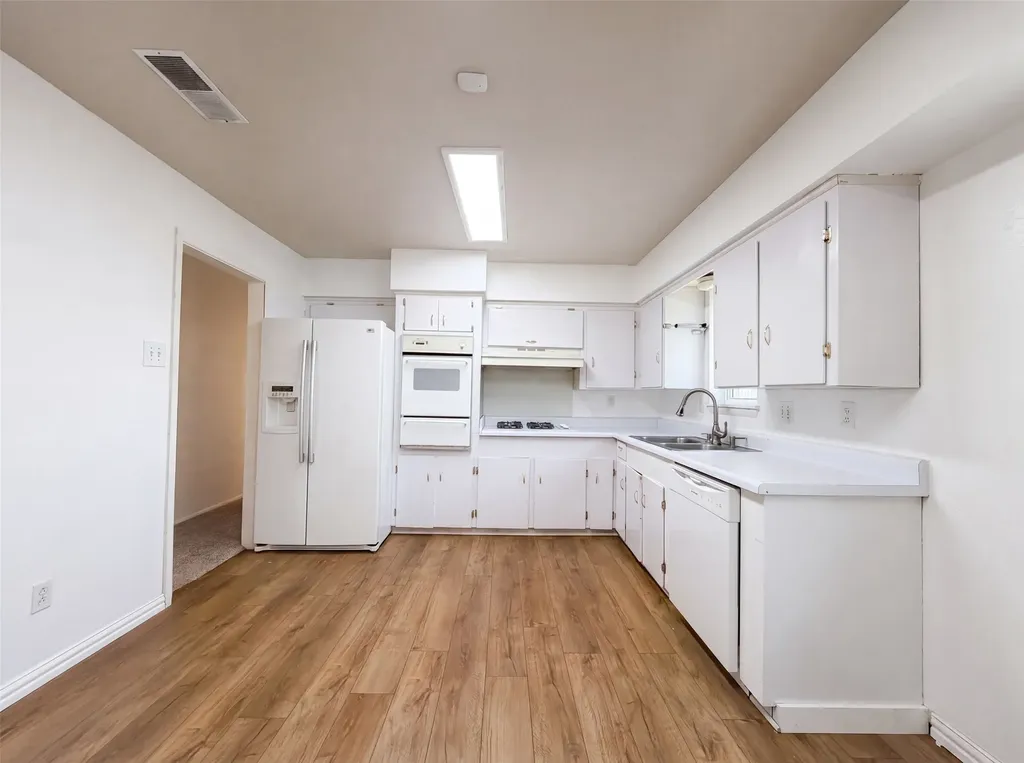 2008 Vickie Drive Irving TX 75060