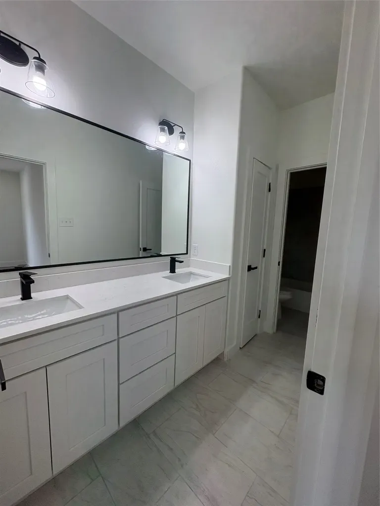 220 Reliance Road Godley TX 76044