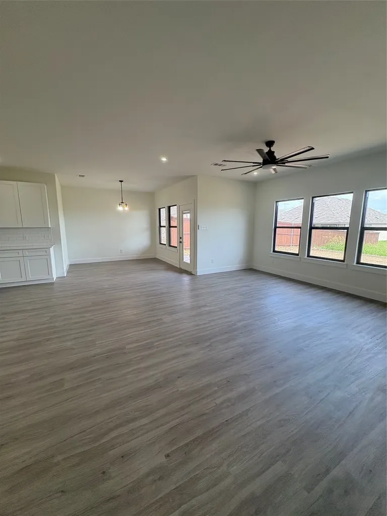 220 Reliance Road Godley TX 76044