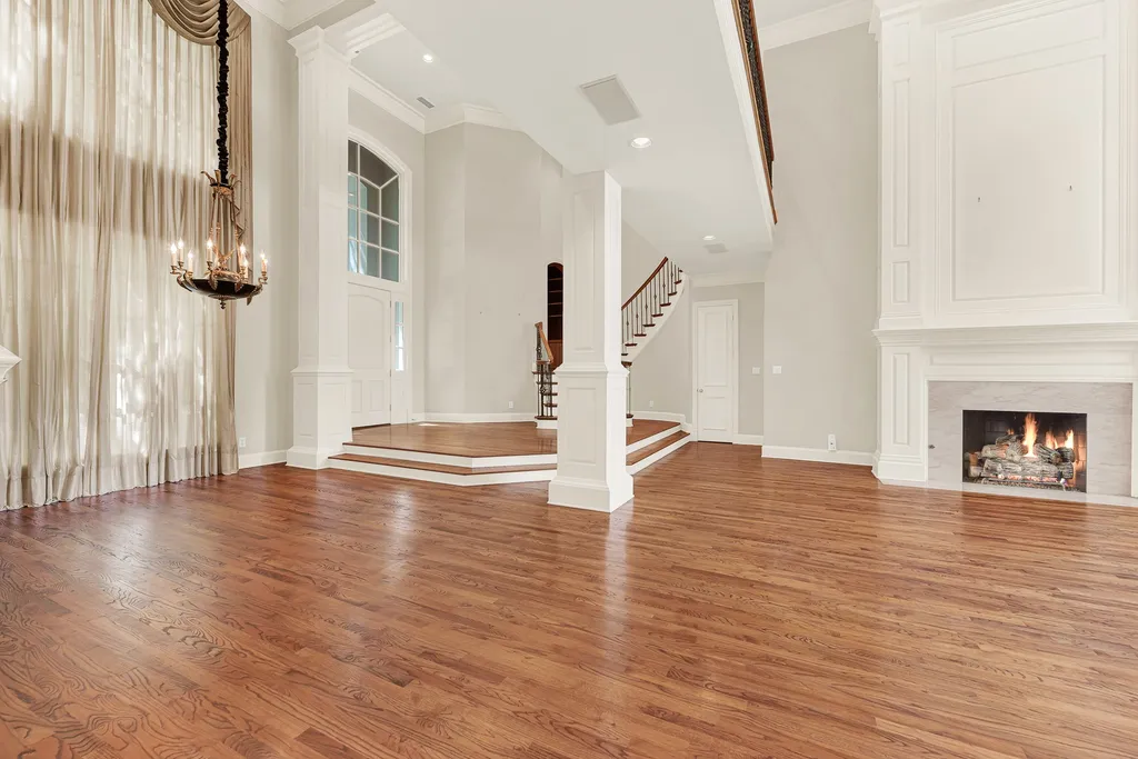 1608 Cliffview Drive Plano TX 75093