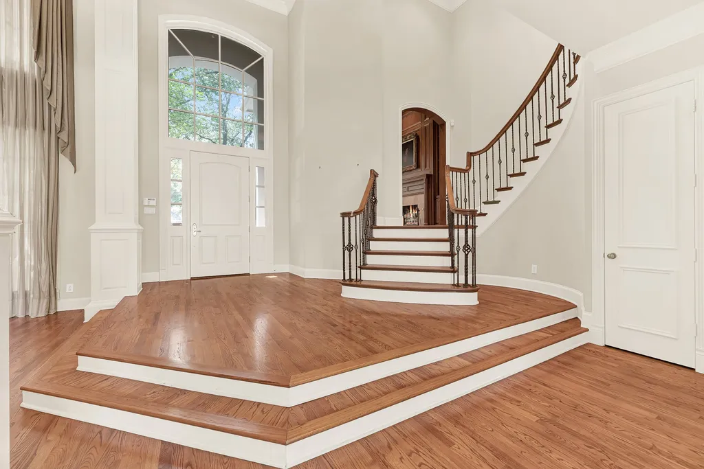 1608 Cliffview Drive Plano TX 75093