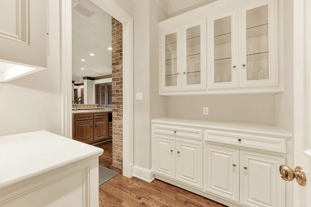 1608 Cliffview Drive Plano TX 75093