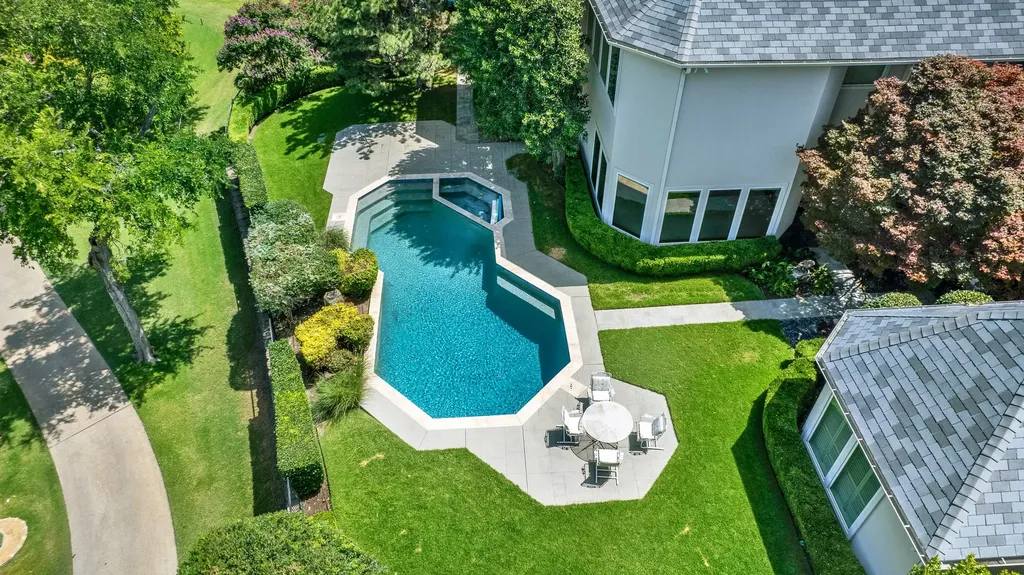 1608 Cliffview Drive Plano TX 75093