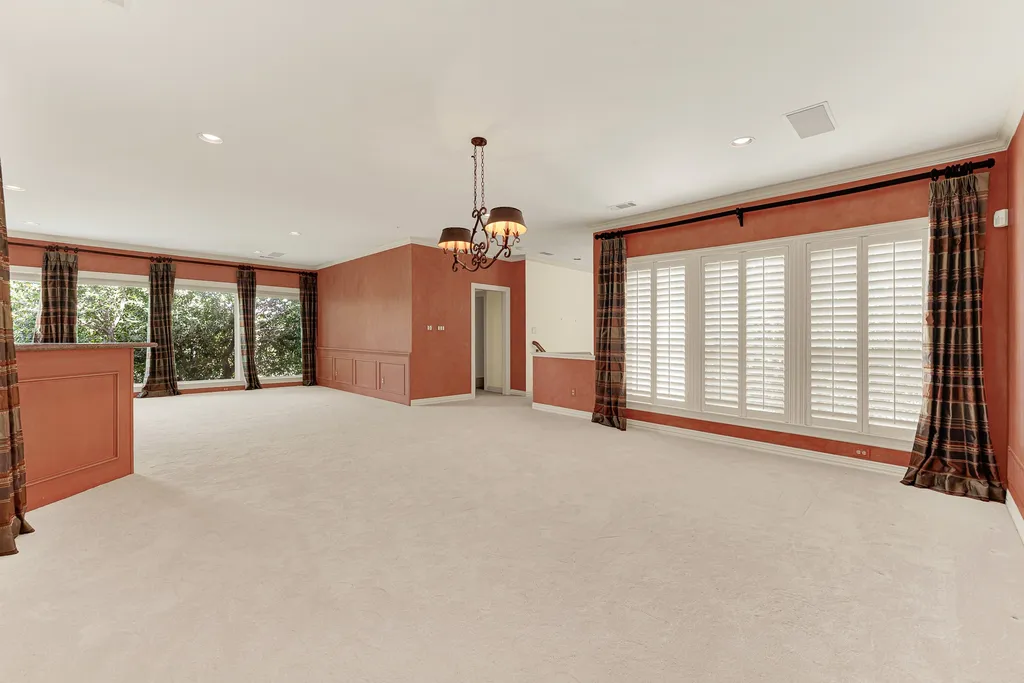 1608 Cliffview Drive Plano TX 75093