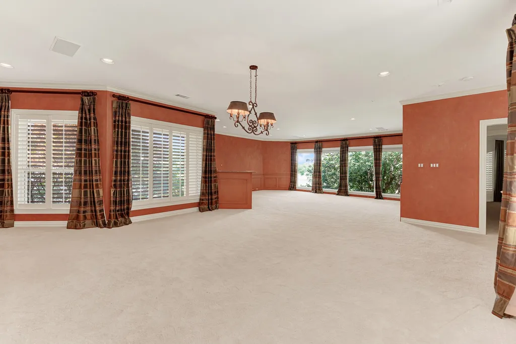 1608 Cliffview Drive Plano TX 75093