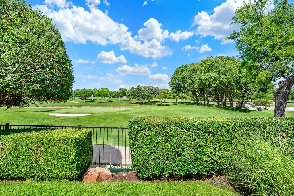 1608 Cliffview Drive Plano TX 75093