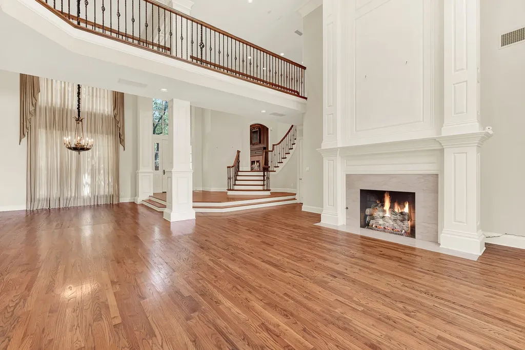 1608 Cliffview Drive Plano TX 75093
