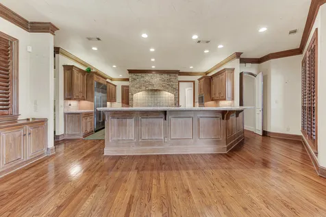 1608 Cliffview Drive Plano TX 75093