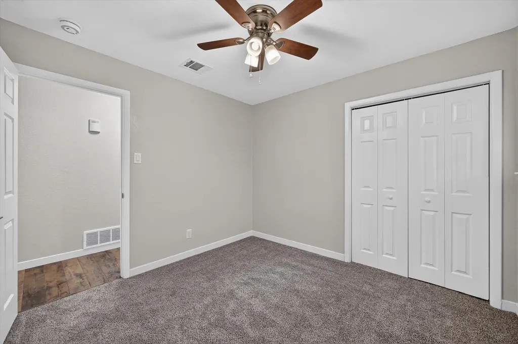 7516 S College Circle North Richland Hills TX 76180