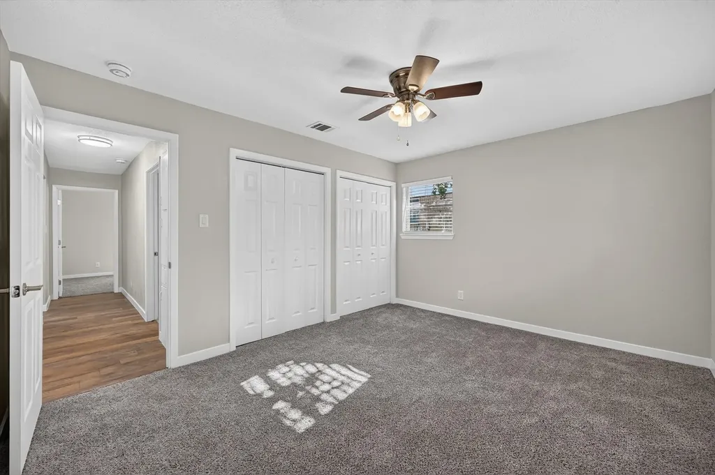 7516 S College Circle North Richland Hills TX 76180