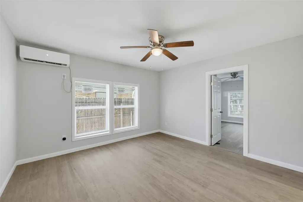 300 Emma Street Fort Worth TX 76111