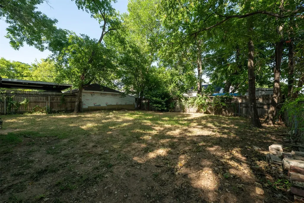 300 Emma Street Fort Worth TX 76111