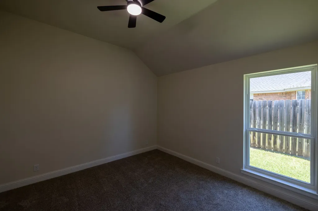 612 Aqua Vista Drive Granbury TX 76049