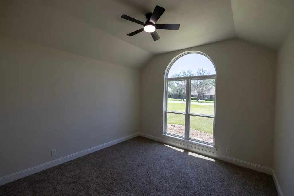 612 Aqua Vista Drive Granbury TX 76049