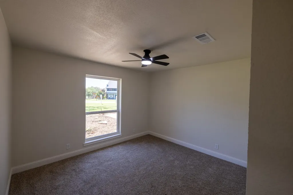612 Aqua Vista Drive Granbury TX 76049