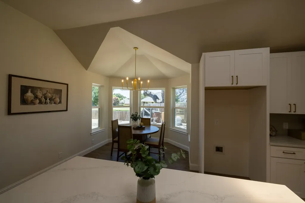 612 Aqua Vista Drive Granbury TX 76049