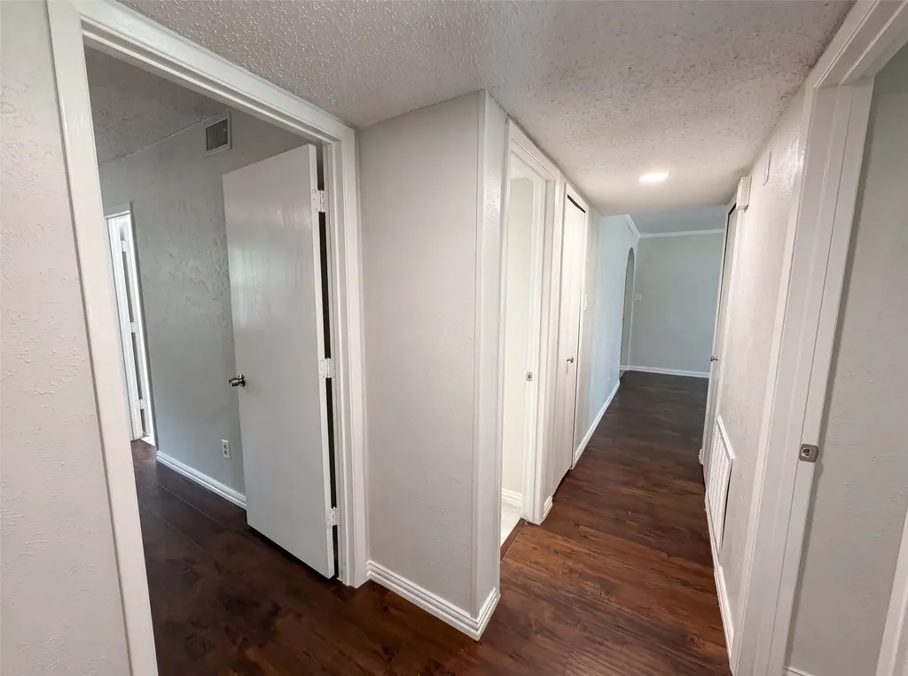 5608 Cherilee Lane Haltom City TX 76148