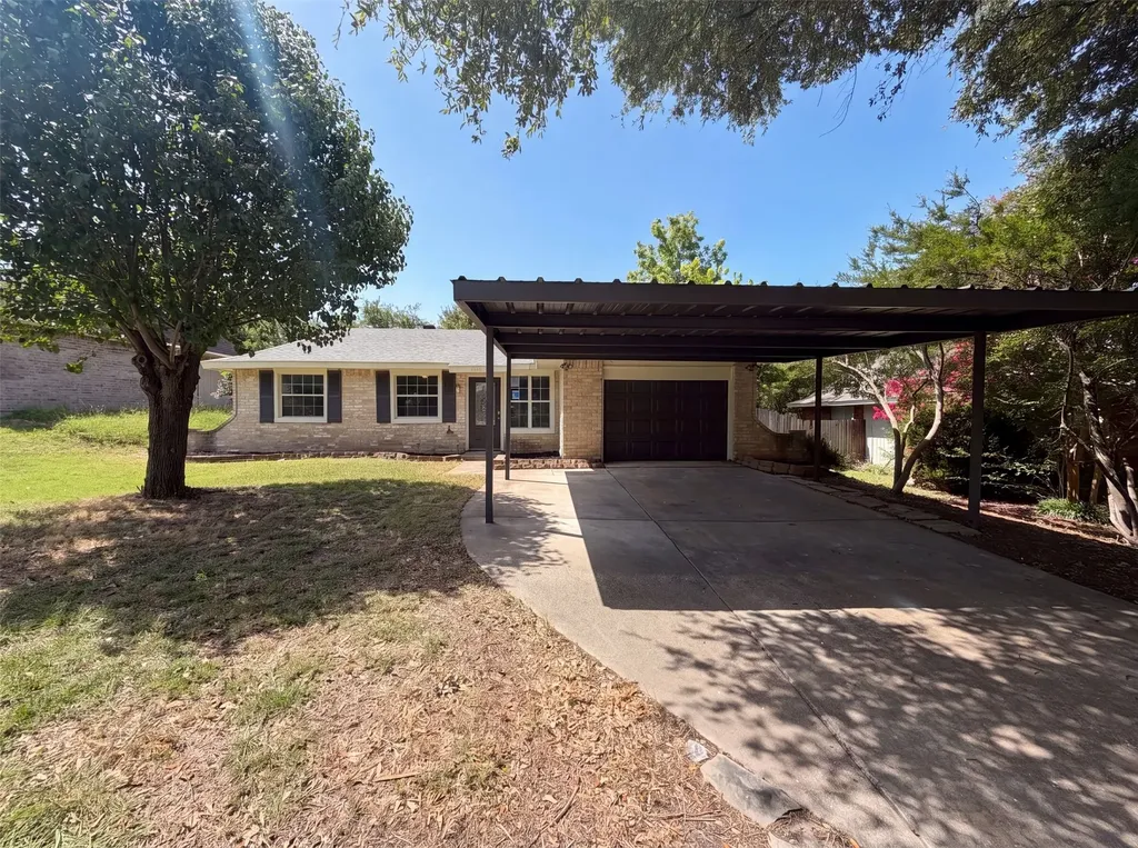 5608 Cherilee Lane Haltom City TX 76148
