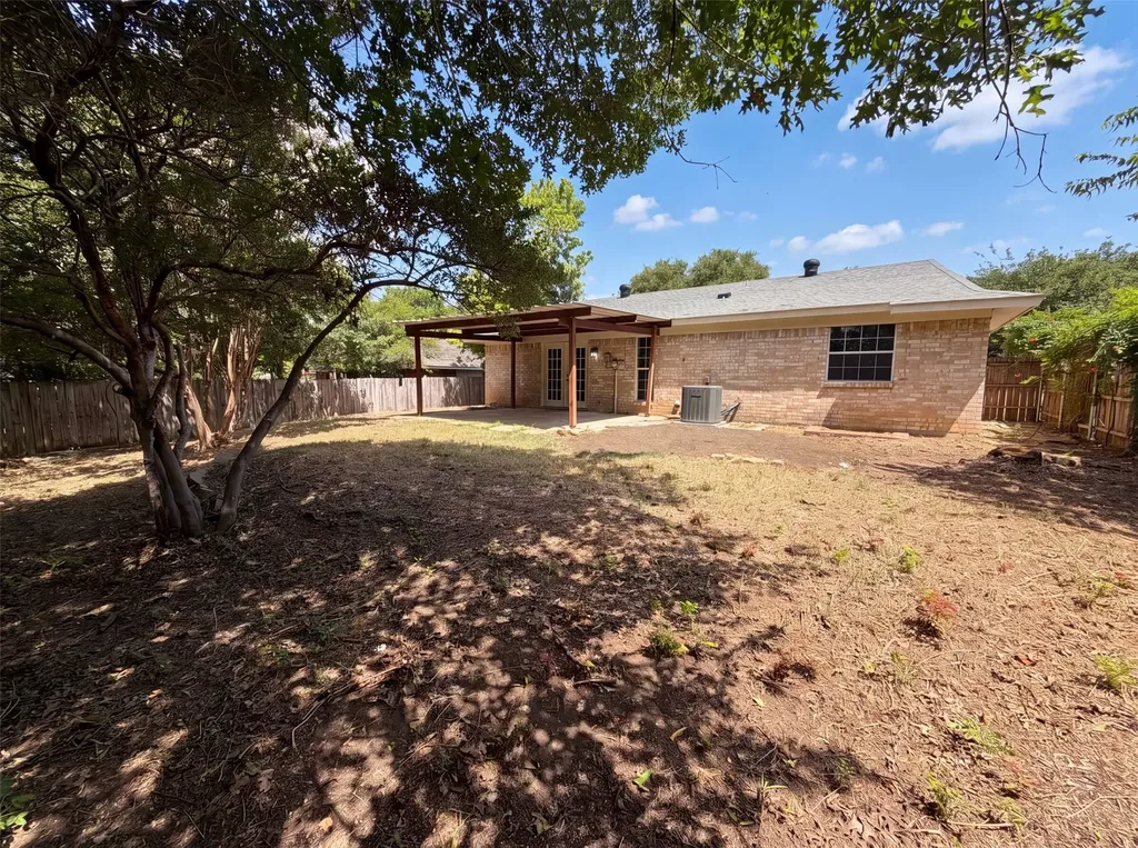 5608 Cherilee Lane Haltom City TX 76148