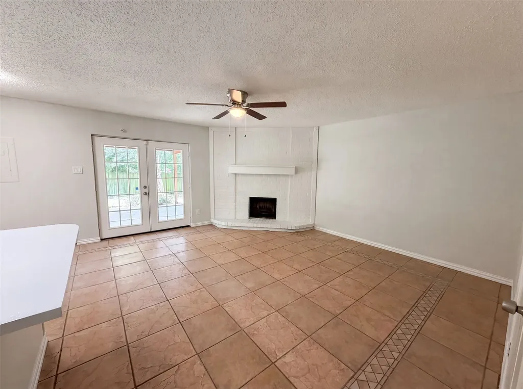 5608 Cherilee Lane Haltom City TX 76148