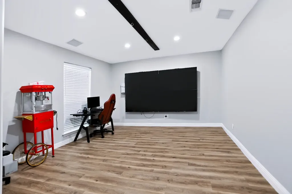 1503 Woodvine Drive Euless TX 76040